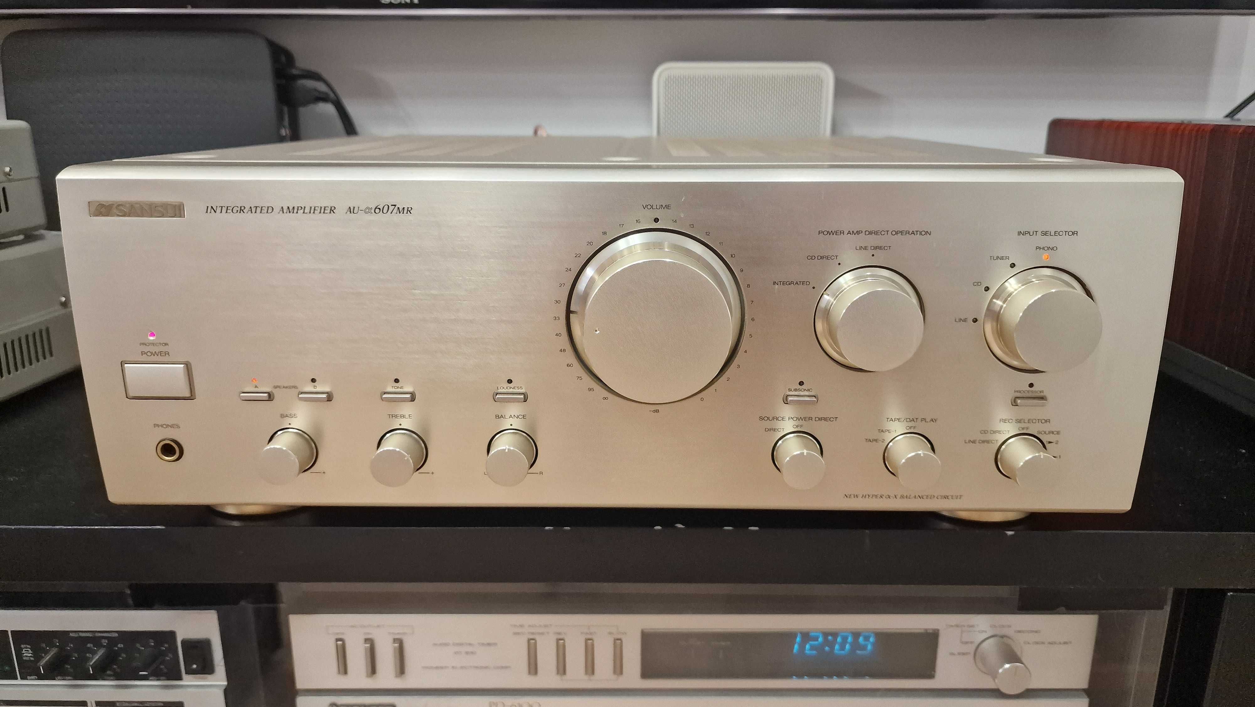 Wzmacniacz Sansui AU 607 MR