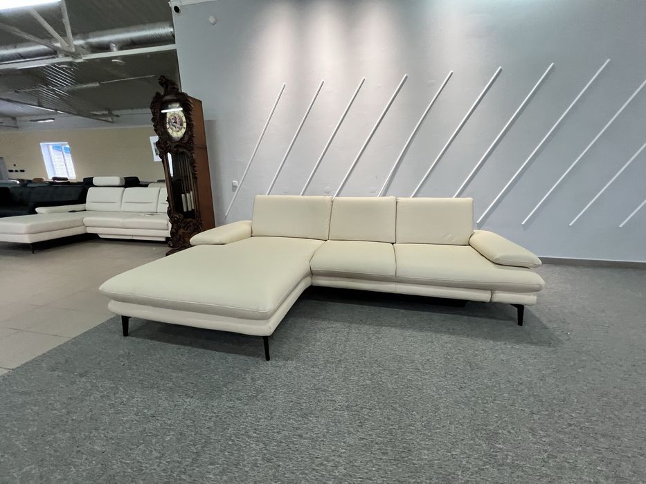 Диван шкіряний виставковий стан новий розкладний кутовий виставковий