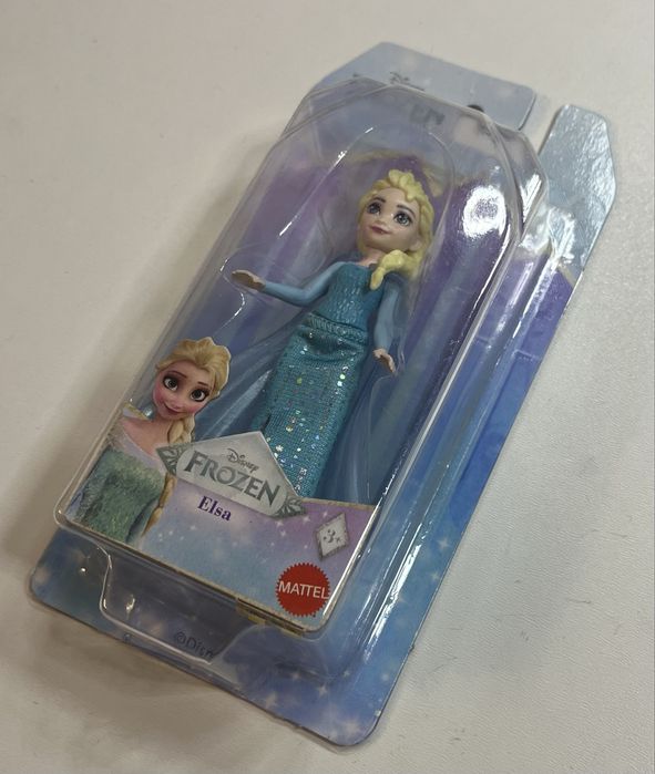 Mała lalka Księżniczka Elsa Kraina Lodu Disney 9 cm