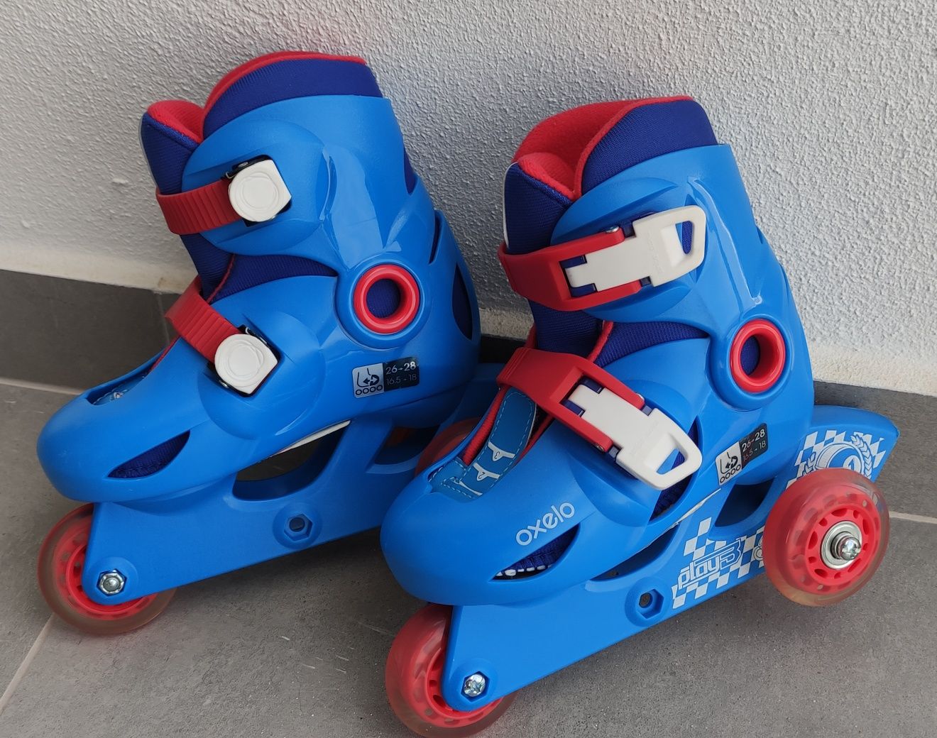 Conjunto Patins Oxelo e Capacete Bwin  Criança