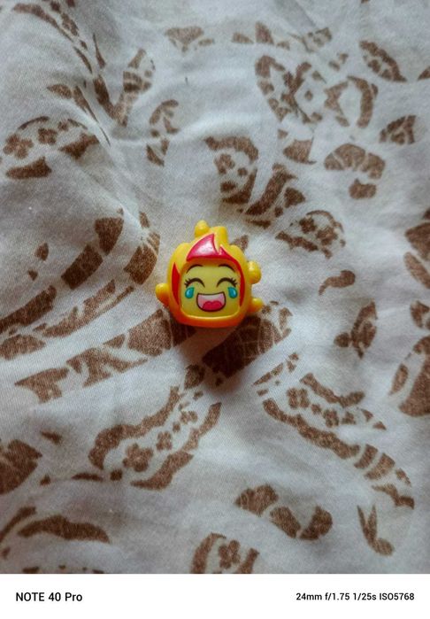 Figurka moji pops
