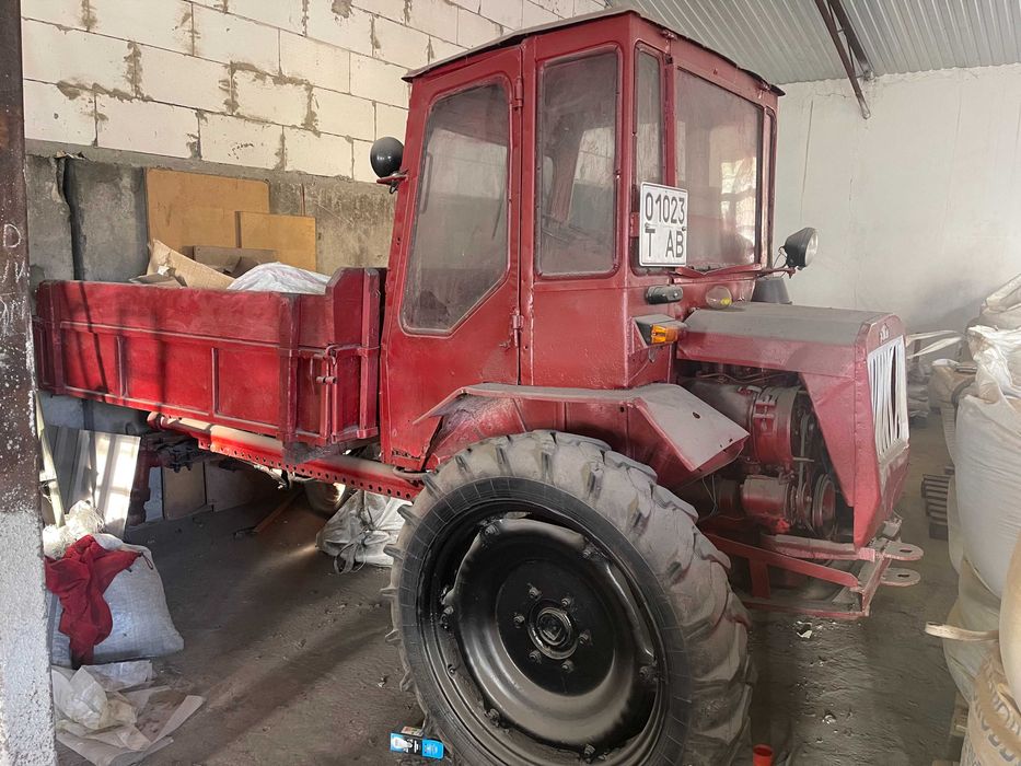 Предприятие продает трактор Т-16М-УД