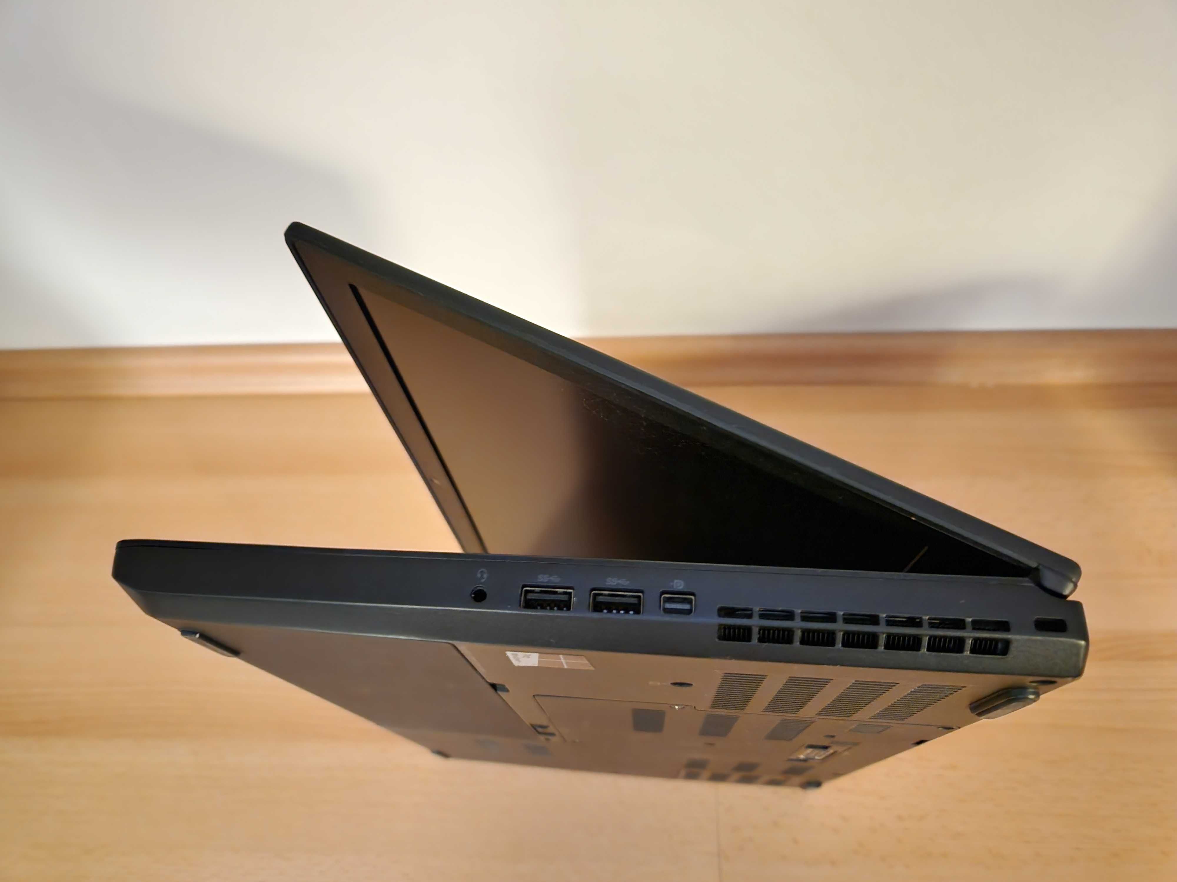 Mobilna stacja robocza Lenovo ThinkPad P50 (4K, XEON, Quadro M2000M)