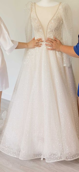 Przepiękna bogato zdobiona suknia ślubna Lanesta Tony