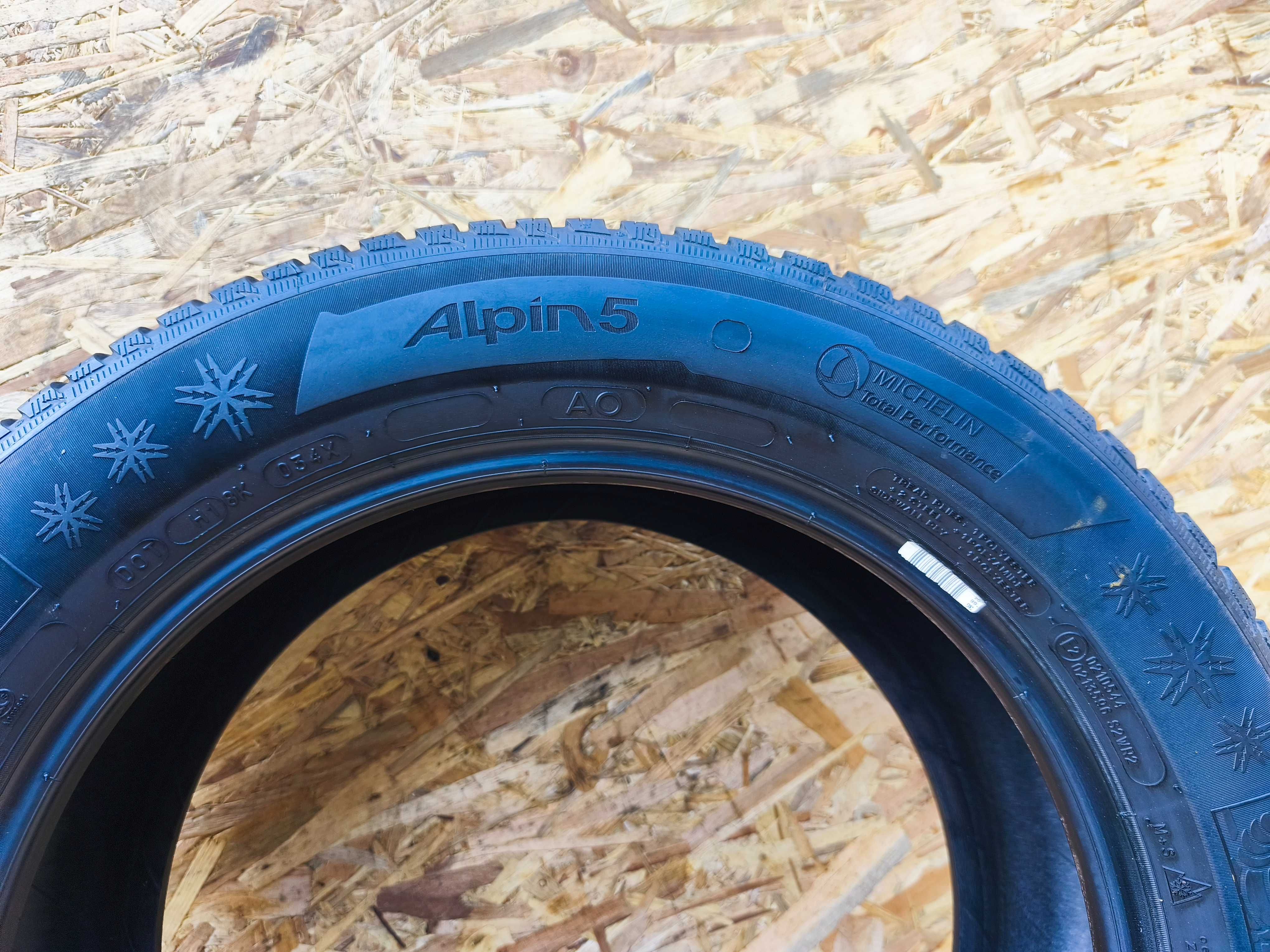1x Opona zimowa MICHELIN ALPIN 5 225/55 R17 97H 2017