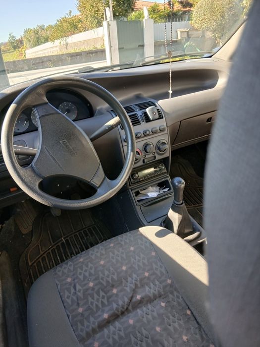 Fiat punto de 99
