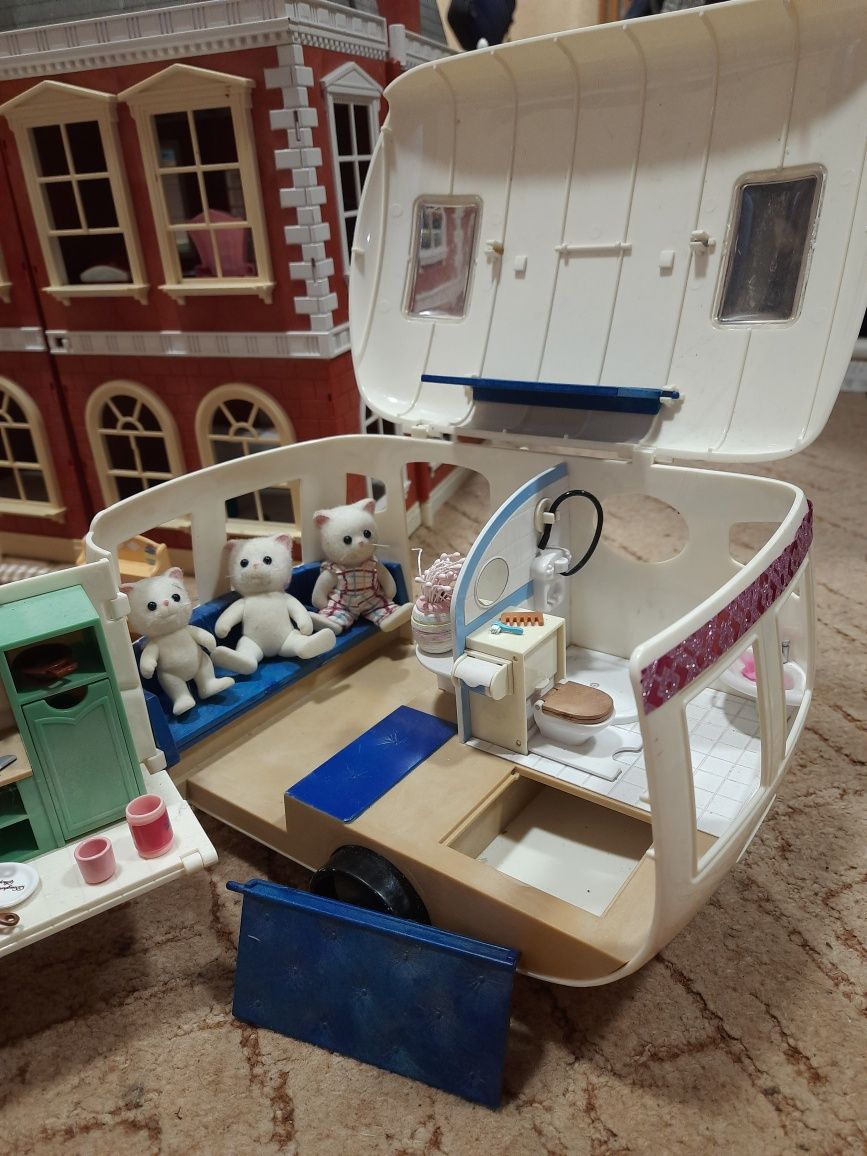 Продам Sylvanian Familles