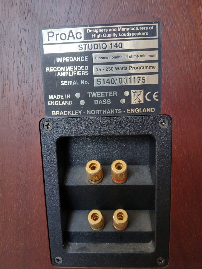 Kolumny głośniki podlogowe ProAc Studio 140
