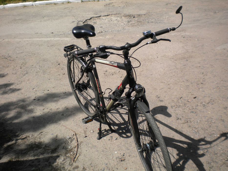 Велосипед дорожный. фирмовый.