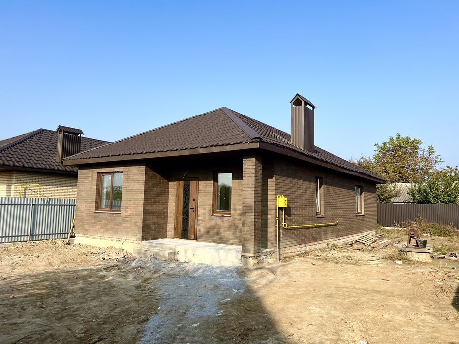 Продам будинок 100 кв.м., 4 сотки , 3 кімнати ближні Зарванц1