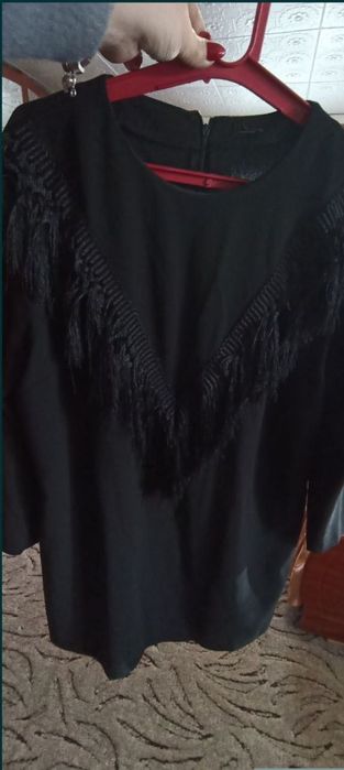 Продам сукню 52 р у хорошому стані.