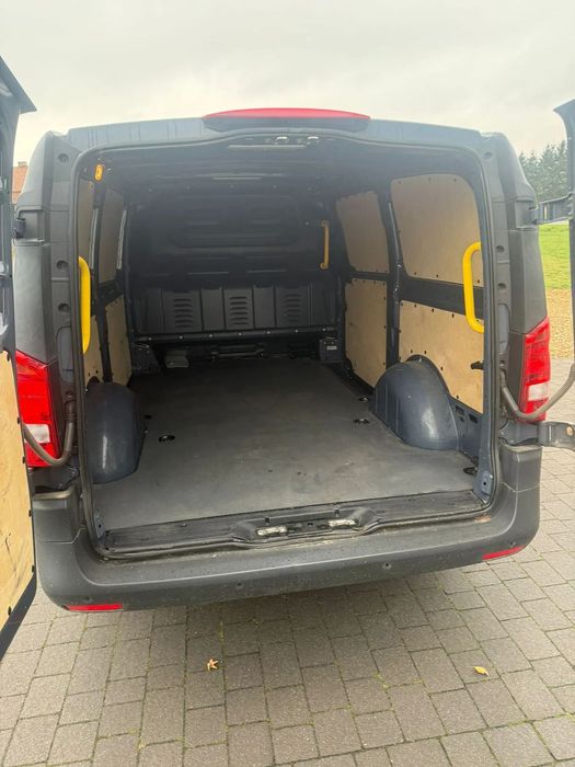 Mercedes-Benz Vito  Niski przebieg!!! Okazja !!!