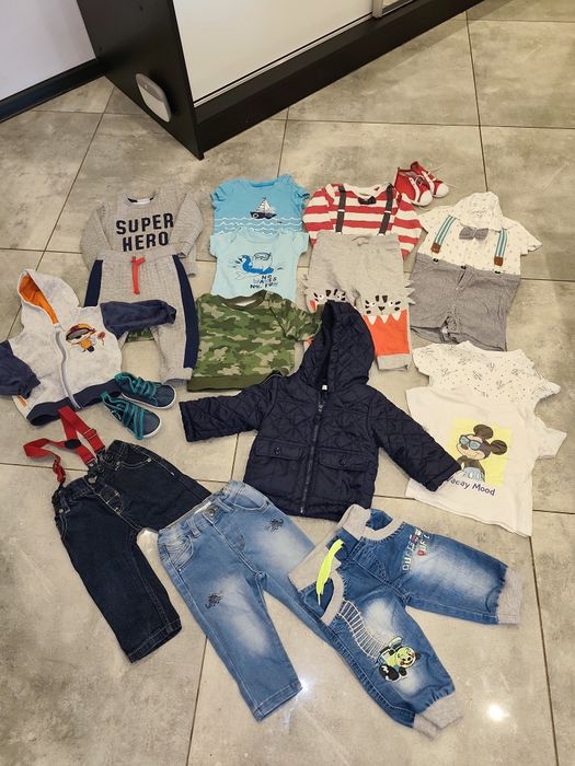 Zestaw ubranek dla chłopca 74 / 80