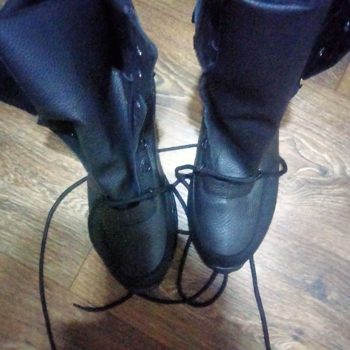 Продам сапоги, новые.