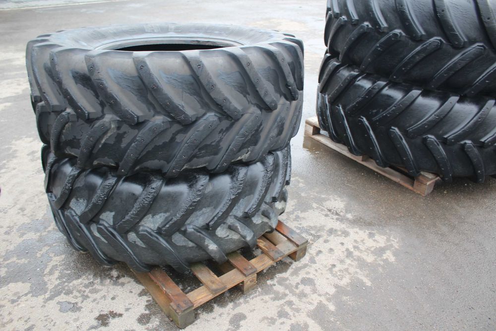 Opona 540 65 r28 cena za cały komplet 650 65 r38