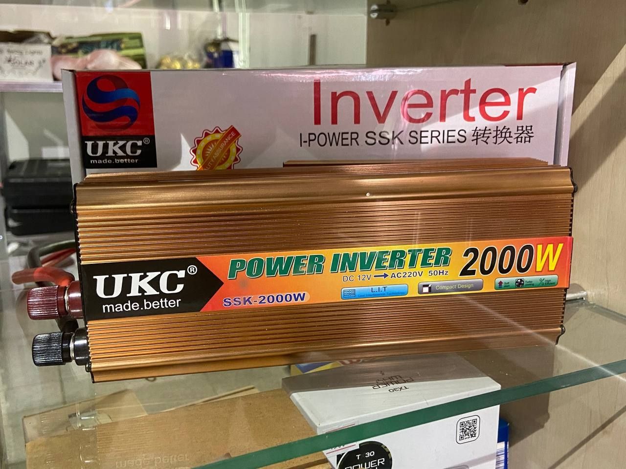 Преобразователь напряжения UKC Power inverter 12v-220v 2000w