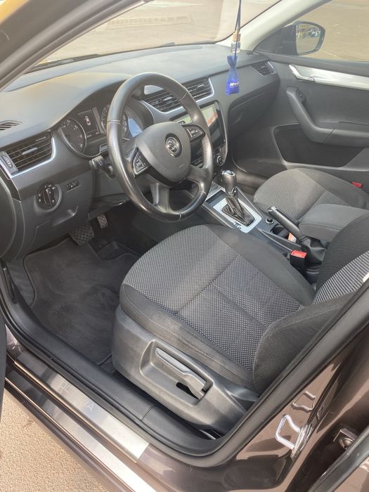 Продаж власного авто Skoda A7 (ліфтбек) 2013 року 1.4