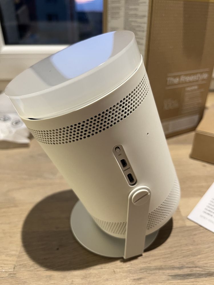 NOWY Projektor przenośny Samsung the Freestyle