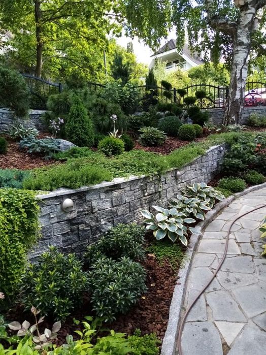 Пропоную послуги садівника.