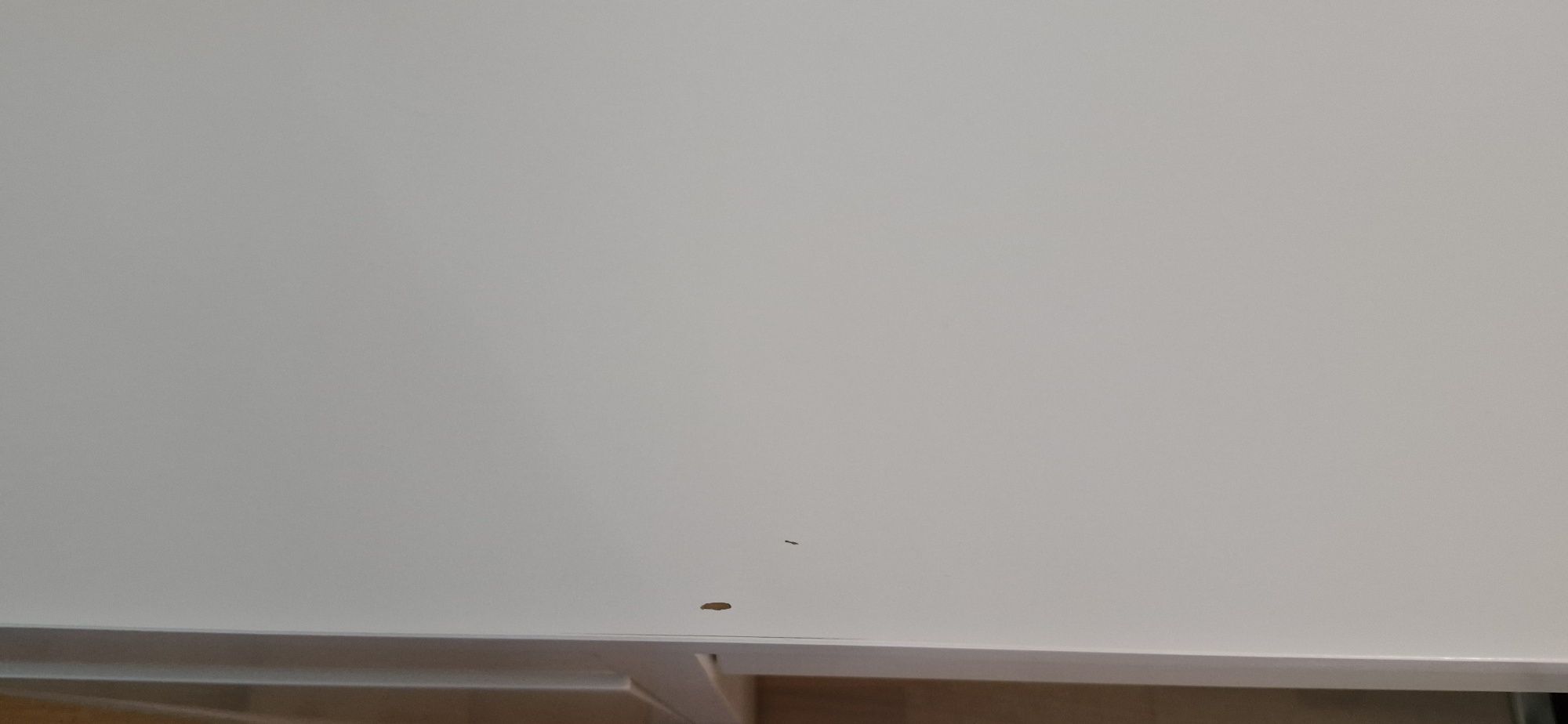 Sprzedam biurko Micke Ikea z nadstawką