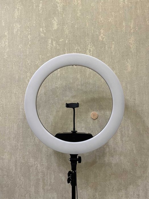 Б'юті-лампа підлогова кільцева KY-BK 512, діаметр 56см, штатив 2,1м