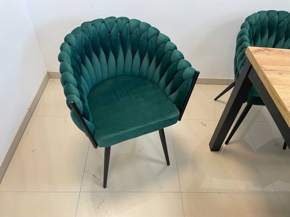 (634) Komplet stołowy, okazja nowe 2230 zł