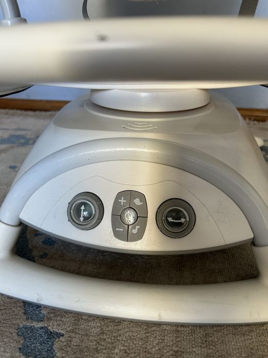 Крісло гойдалка Joie