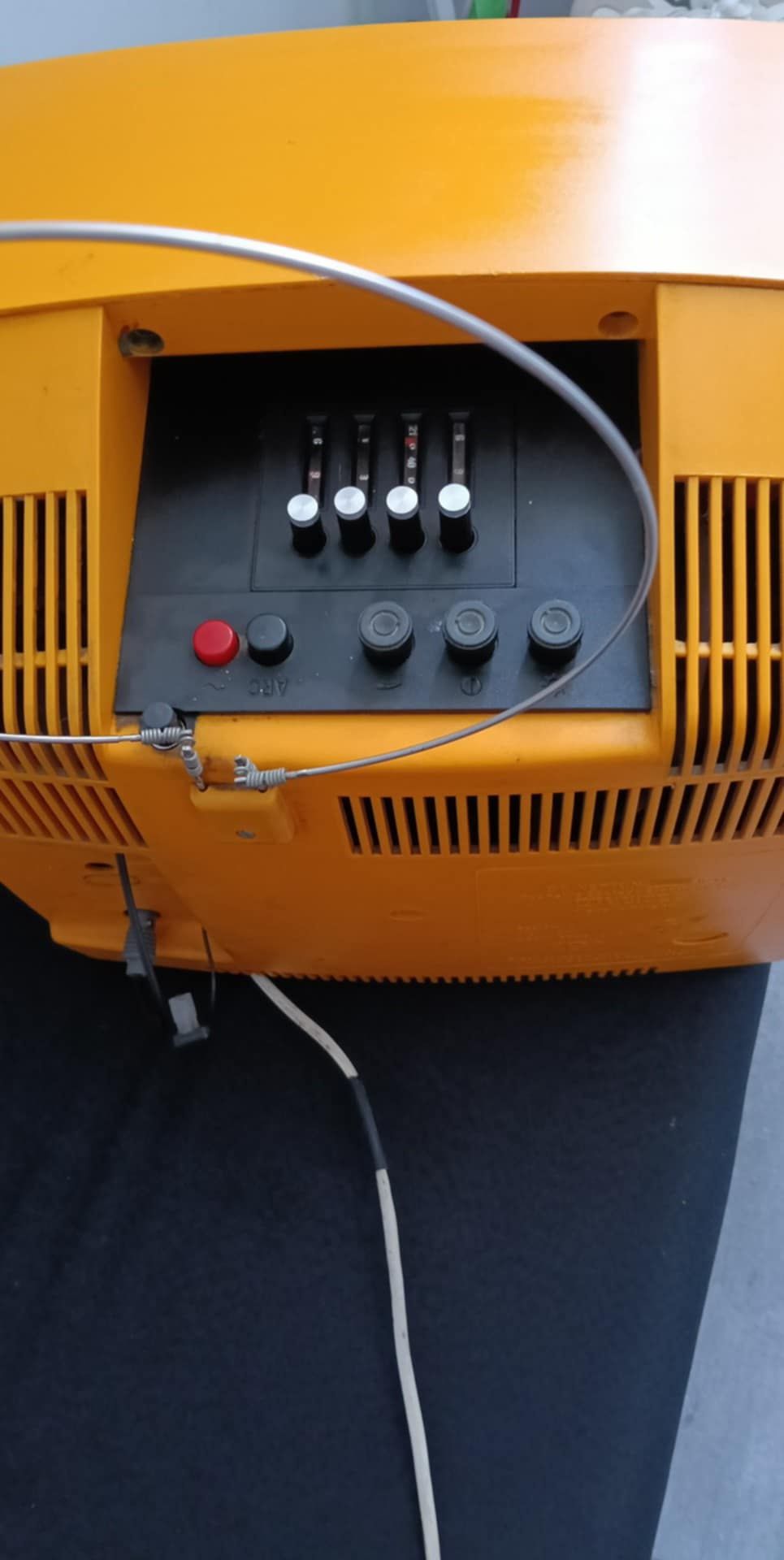 Telewizor Neptun plus radio zodiak
