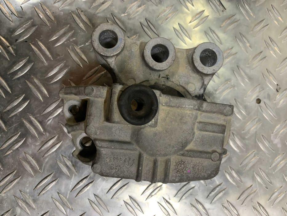 Подушка двигуна Jeep Compass 2017-2021