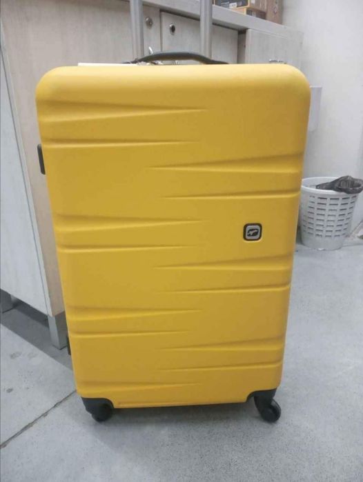 Валіза-чумадан..