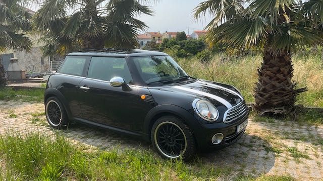 mini 1.4 95cv  2009 livro revisões