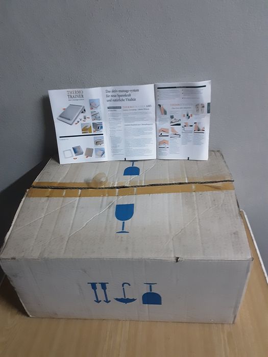 Massajador de pés novo.