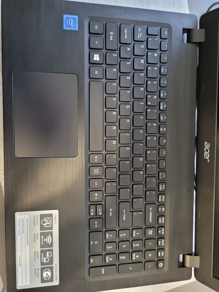 Laptop Acer Aspire 3