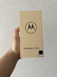 Нові Motorola Moto Edge 40 Neo 12/256Gb