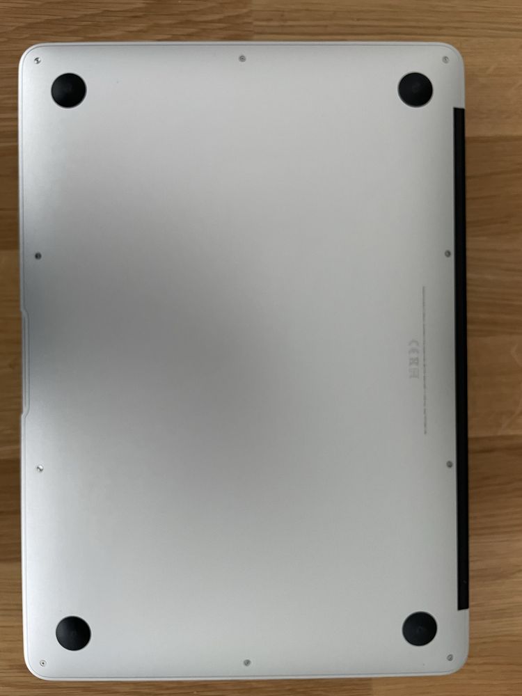 Apple A1466 Macbook Air