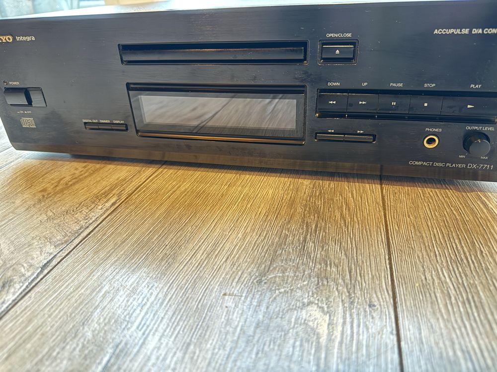 Onkyo Integra A 8870, DX 7711, T 4711