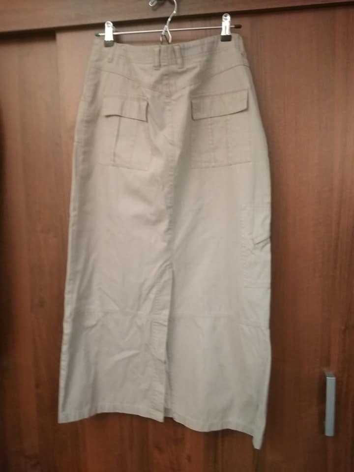 Spódnica r. 44 16 khaki zielona kieszenie