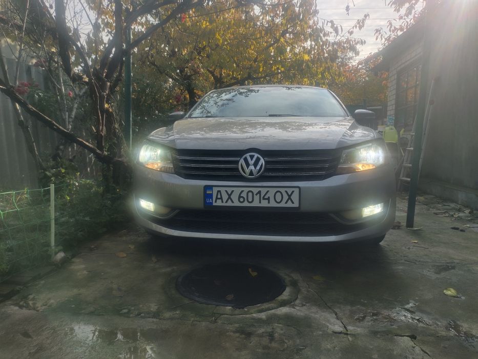 Продам свой автомобиль Фольксваген Пассат В.7.2013 года.