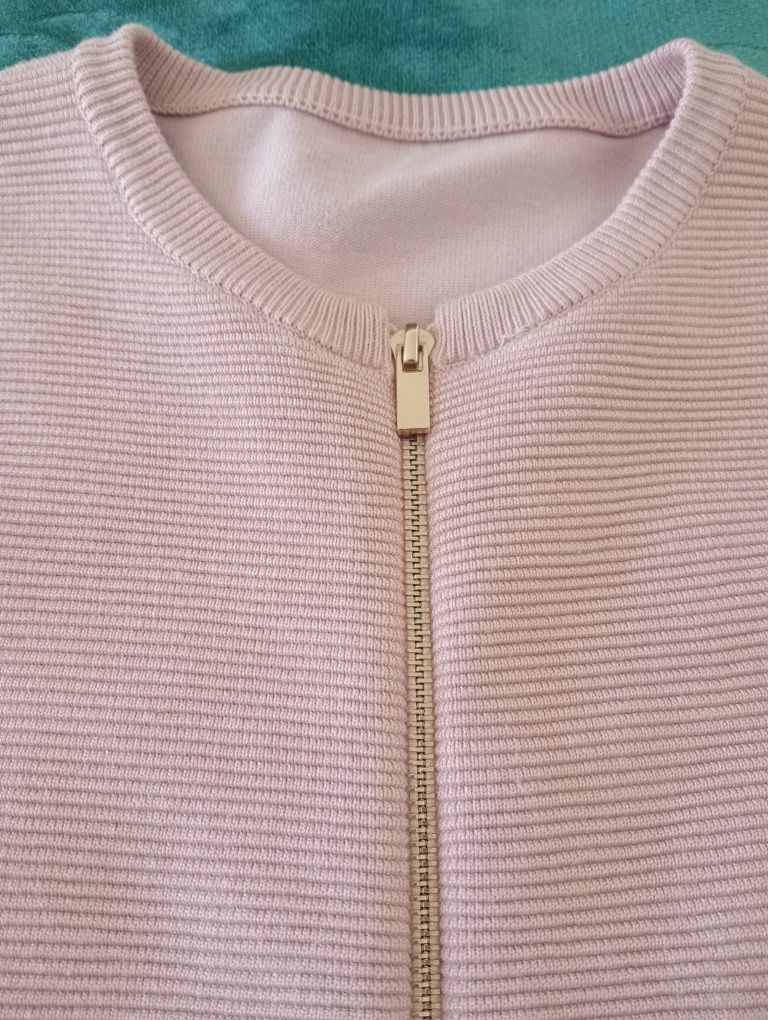 Casaco de malha rosa