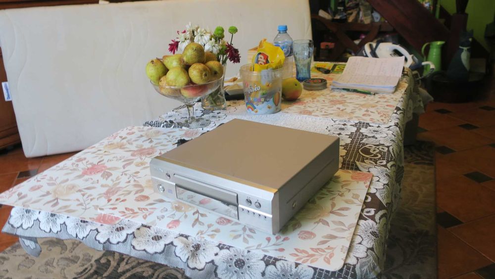 Odtwarzacz CD Denon DCD-F101