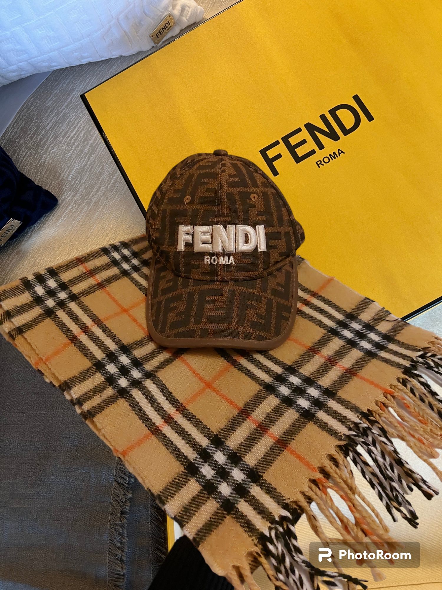 Czapka fendi y2k vintage alt emo 00s 90s old money butik