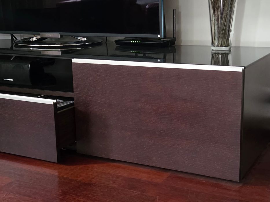 Szafka pod TV z nadstawką