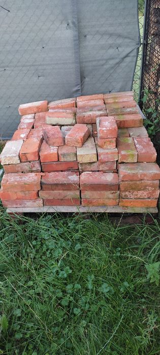 Cegła rozbiórkowa 1zl.