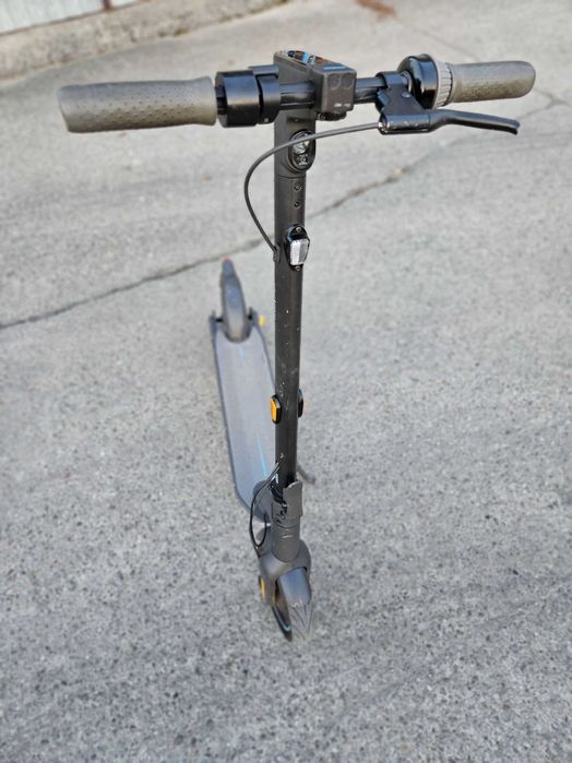 Hulajnoga elektryczna Ninebot G30 max  50 km na jednym ladowaniu