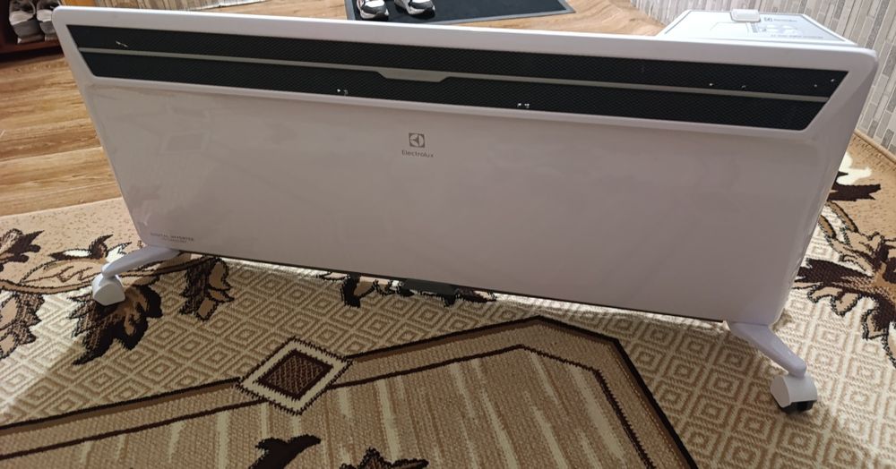 Конвектор Electolux ECH/AGI-3000