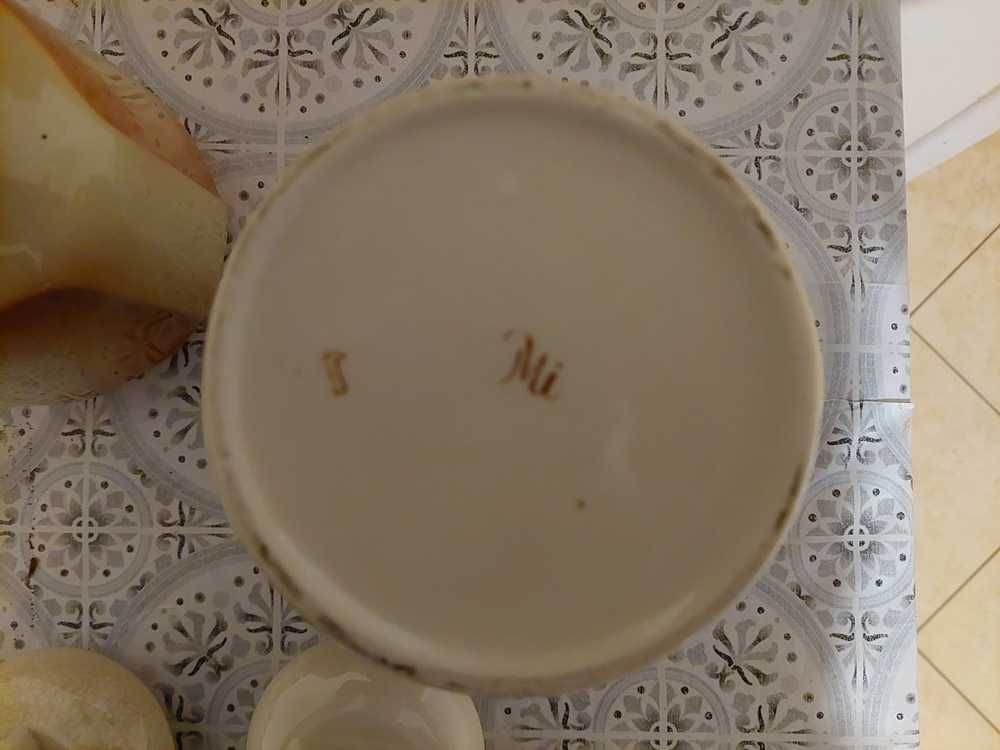 Stare pojemniki kuchenne na sól, ryż, cukier