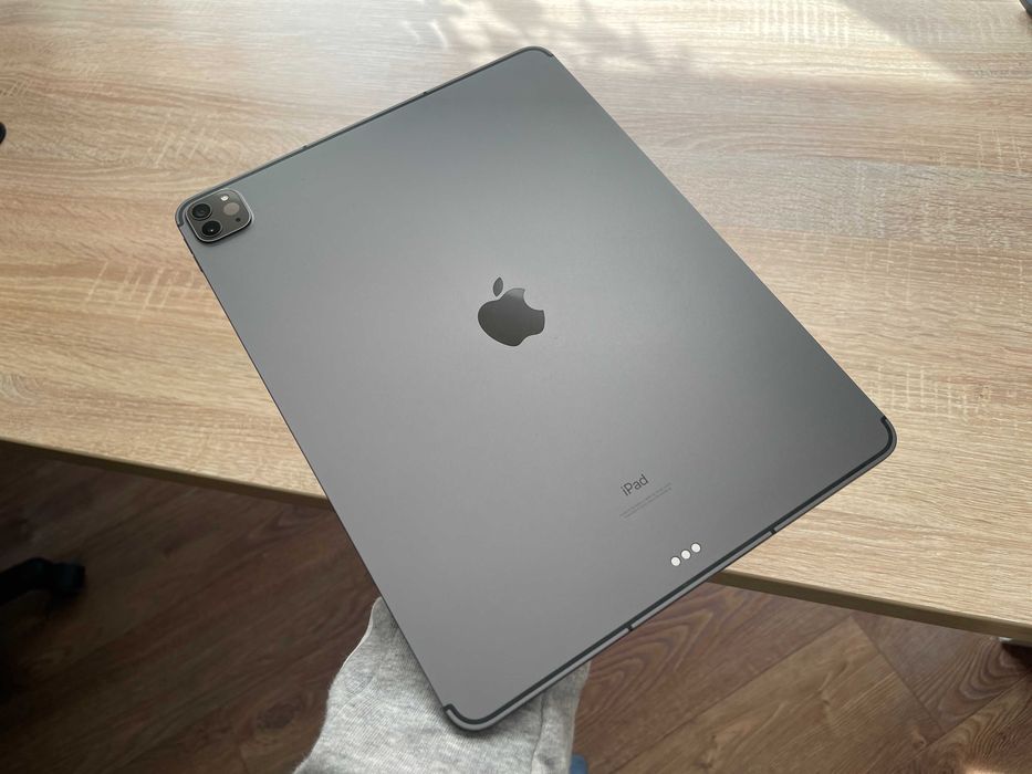 Apple iPad Pro 12.9" 5 Gen --M1 -- 256gb WiFi+LTE - Батарея 91%