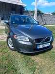Продам власне авто Volvo v50 2.0f