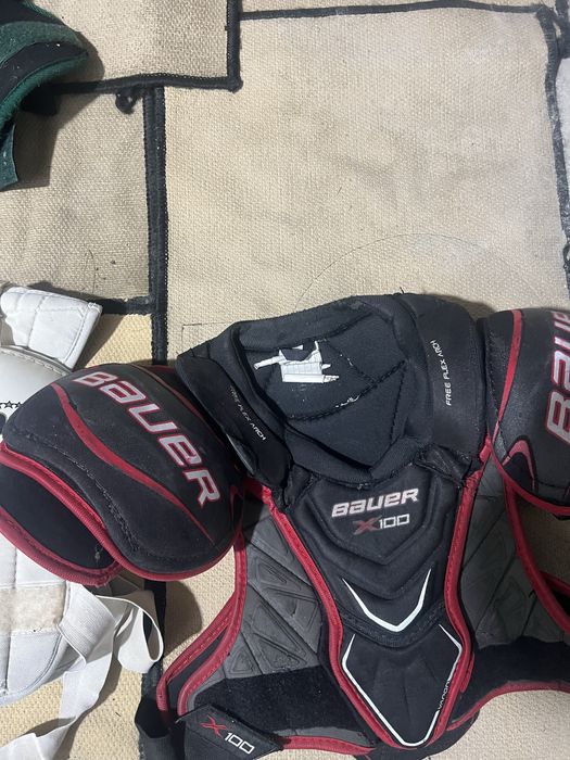 Нагрудник шорты в хорошем состояние