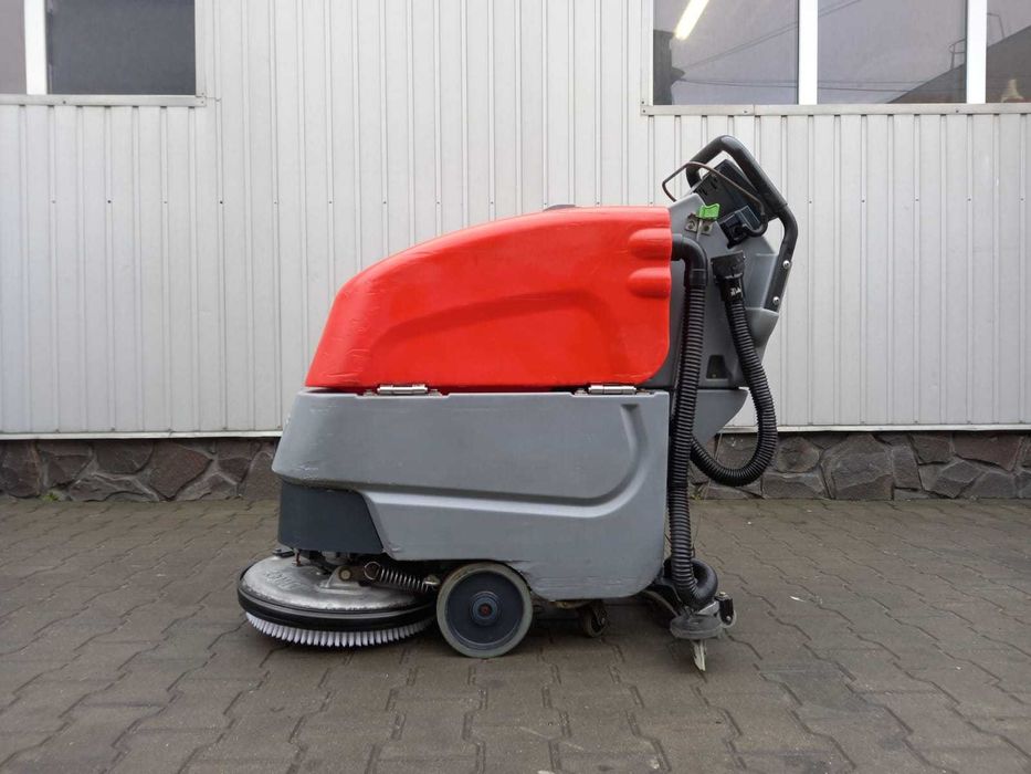 Profesjonalna szorowarka Hako B 45 b/t  TB 430